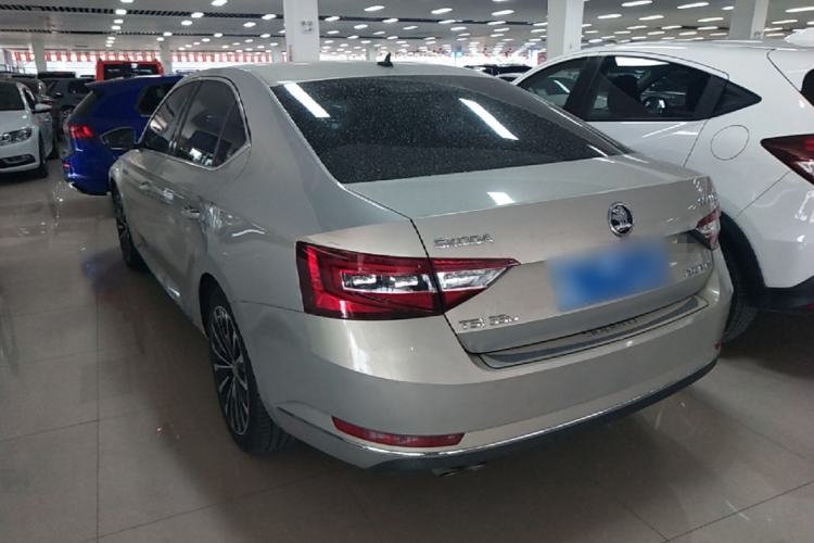 Used Skoda Superb 2018 TSI330 DSG Comfort Edition China V Standard Rear Left 45 Deg