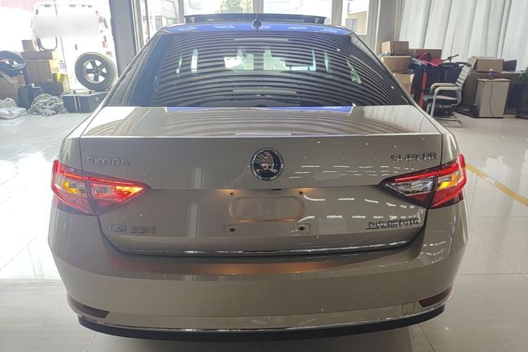 Used Skoda Superb 2018 TSI330 DSG Luxury Edition China V Standard Rear