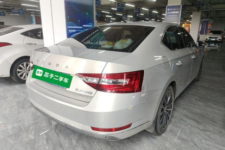 Used Skoda Superb 2018 TSI330 DSG Comfort Edition China V Standard Rear Right 45 Deg