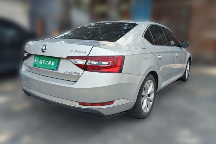 Used Skoda Superb 2018 TSI280 DSG Comfort Edition China V Standard Rear Right 45 Deg