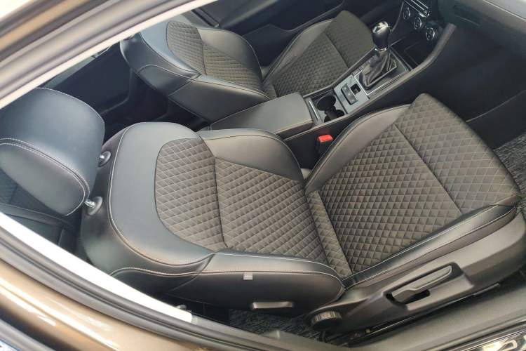Used Skoda Superb 2018 TSI330 DSG Comfort Edition China VI Standard Right Front Seat