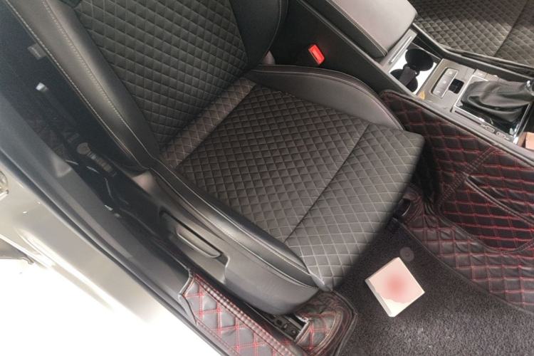 Used Skoda Superb 2018 TSI330 DSG Comfort Edition China V Standard Right Front Seat