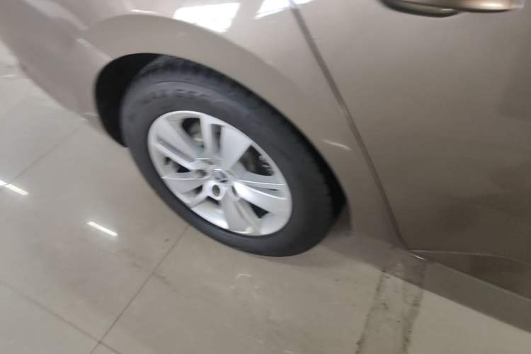 Used Skoda Superb 2018 TSI280 DSG Standard Edition China V Emission Standard Right Rear Wheel Hub