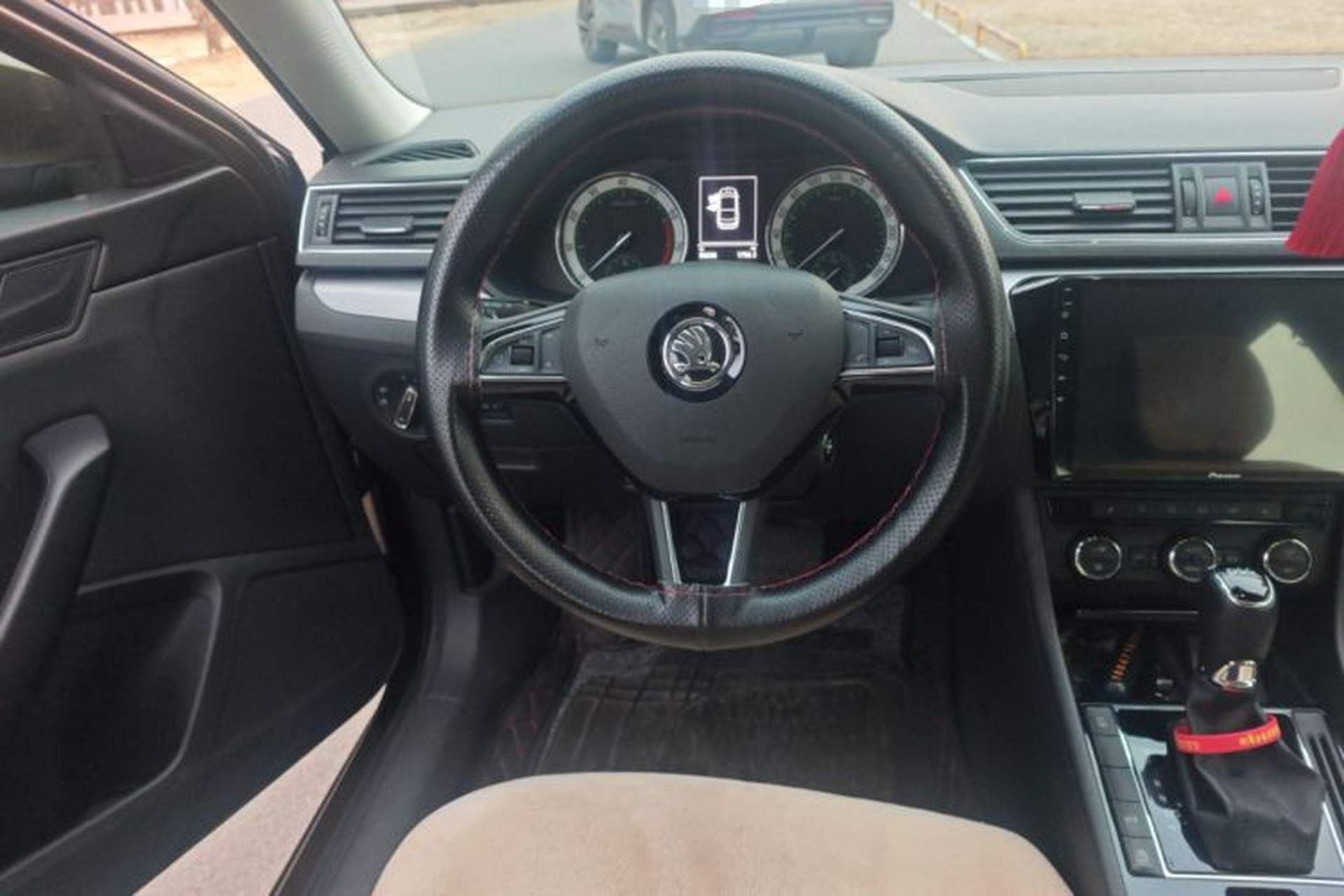 Used Skoda Superb 2018 TSI330 DSG Comfort Edition China V Standard Steering Wheel