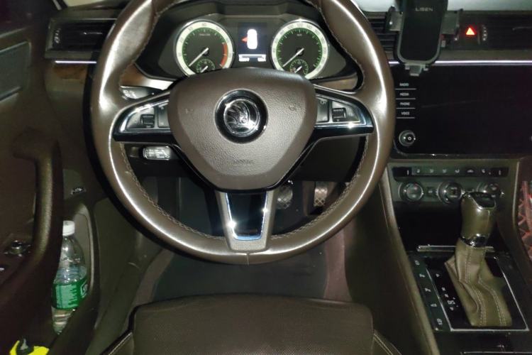Used Skoda Superb 2018 TSI380 DSG Flagship Edition China V Standard Steering Wheel