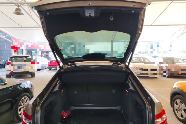 Used Skoda Superb 2018 TSI330 DSG Comfort Edition China VI Standard Trunk