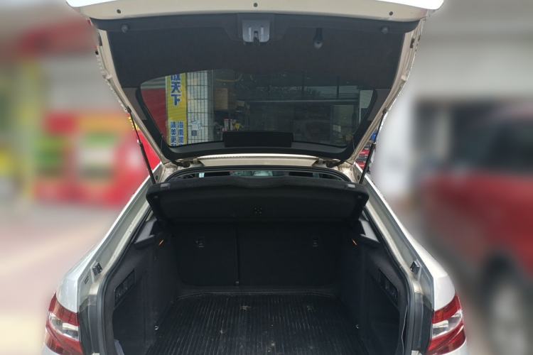 Used Skoda Superb 2018 TSI330 DSG Comfort Edition China V Standard Trunk