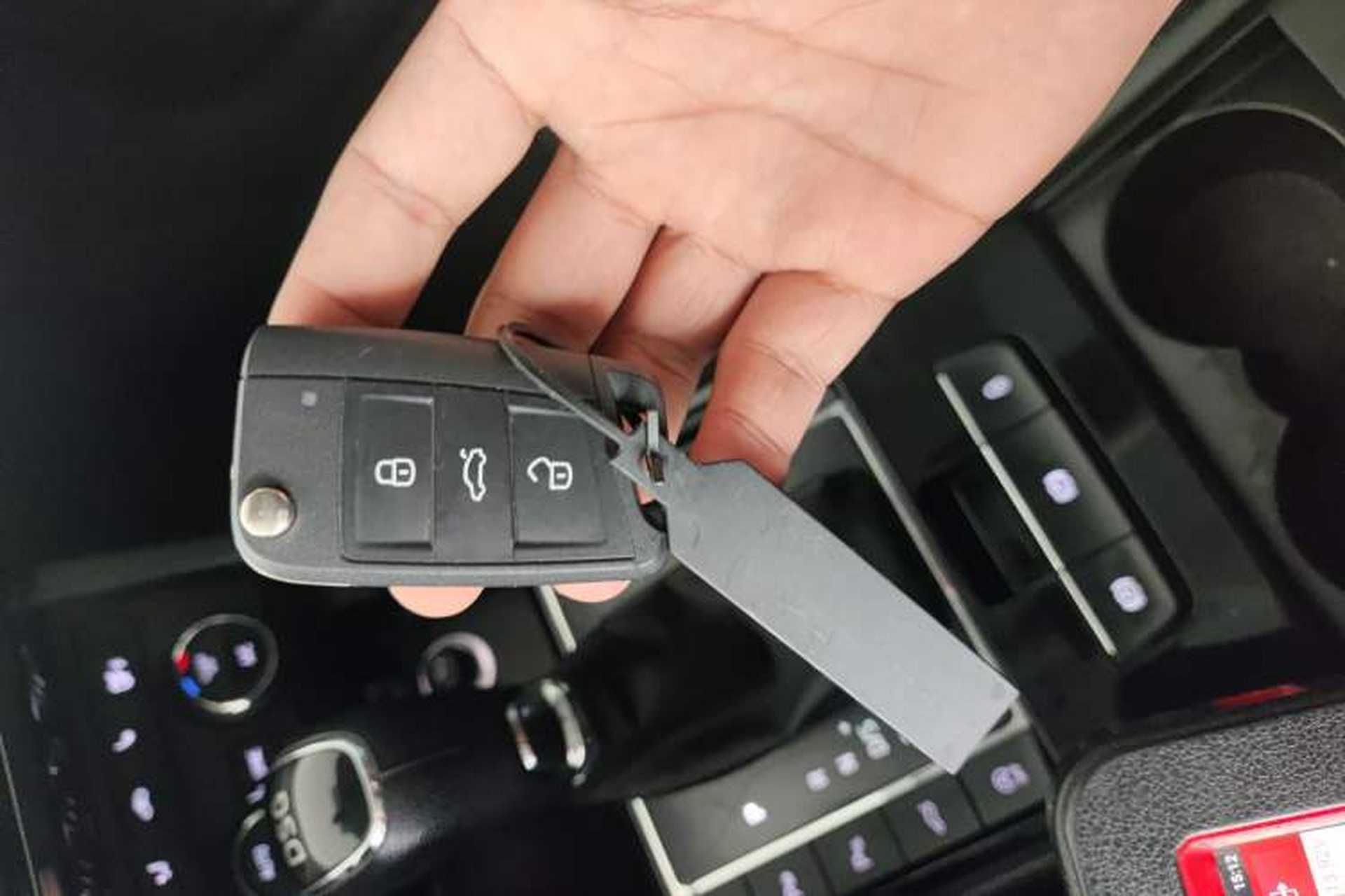 Used Skoda Superb 2018 TSI330 DSG Comfort Edition China VI Standard Vehicle Key