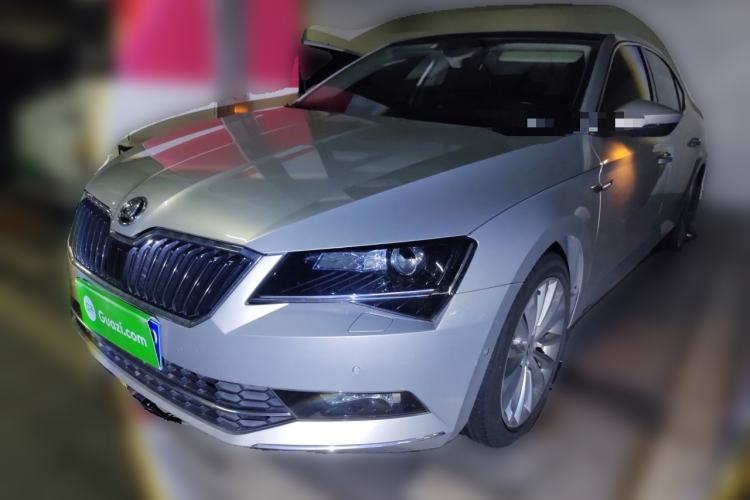 Used Skoda Superb 2018 TSI380 DSG Flagship Edition China V Standard Guazi used car, China used car export, Used car for sale, Used  cars, Cheapest cars for sale