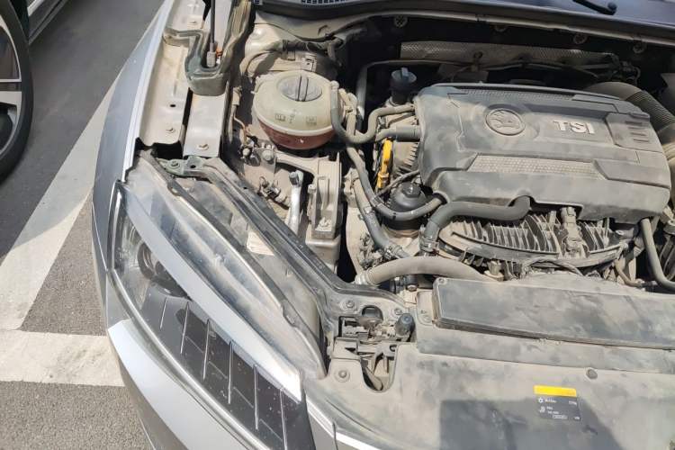 Used Skoda Superb 2018 TSI330 DSG Comfort Edition China V Standard Engine Bay Right