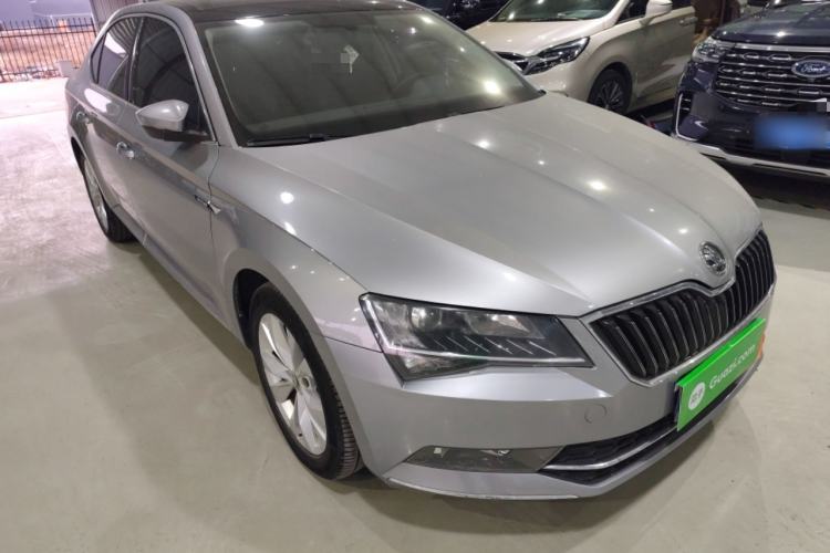 Used Skoda Superb 2018 TSI330 DSG Comfort Edition China VI Standard Exterior 1