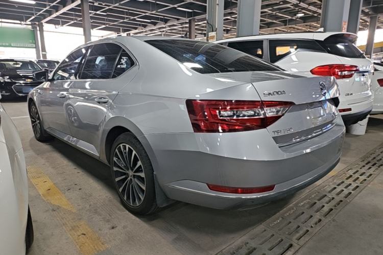 Used Skoda Superb 2018 TSI330 DSG Luxury Edition China V Standard Exterior 2