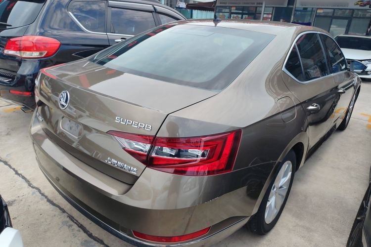 Used Skoda Superb 2018 TSI280 DSG Comfort Edition China V Standard Exterior 3