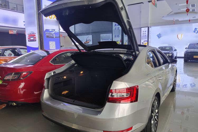 Used Skoda Superb 2018 TSI330 DSG Luxury Edition China V Standard Exterior 5