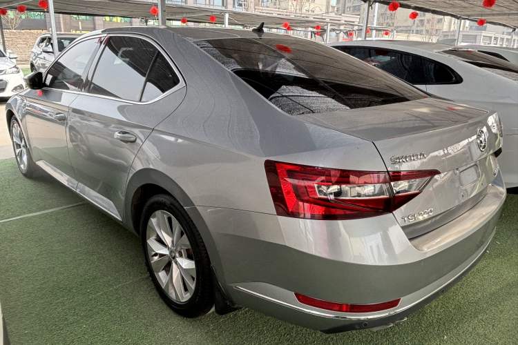 Used Skoda Superb 2018 TSI330 DSG Comfort Edition China V Standard Exterior 5