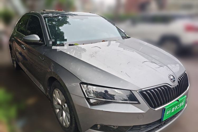 Used Skoda Superb 2018 TSI280 DSG Comfort Edition China V Standard Front Right 45 Deg