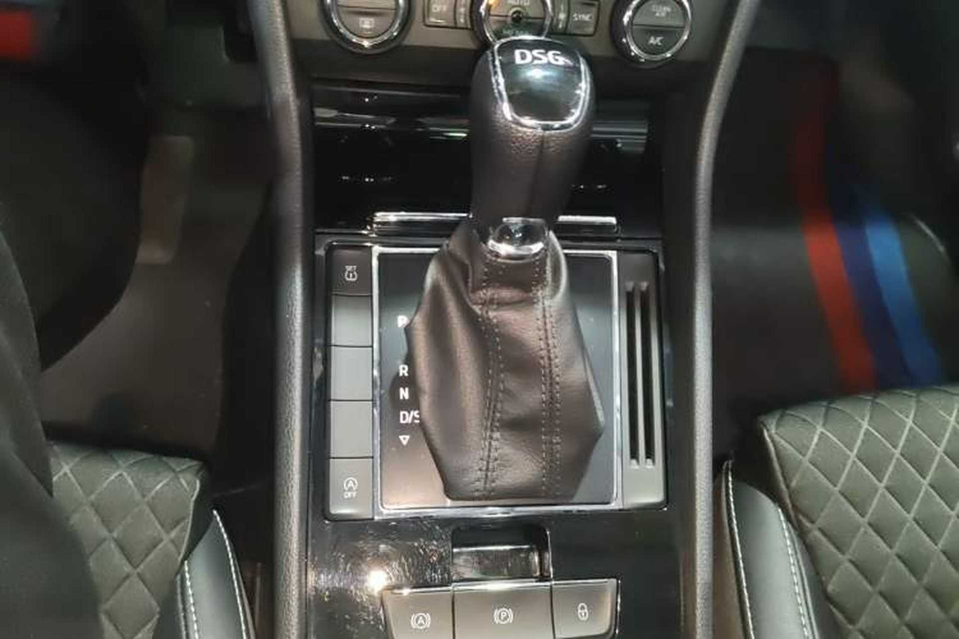 Used Skoda Superb 2018 TSI330 DSG Comfort Edition China V Standard Gear Lever
