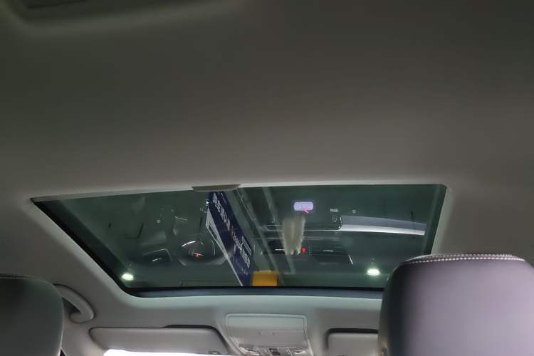 Used Skoda Superb 2018 TSI330 DSG Comfort Edition China V Standard Headliner