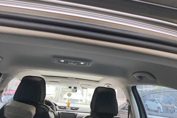 Used Skoda Superb 2018 TSI280 DSG Comfort Edition China V Standard Headliner