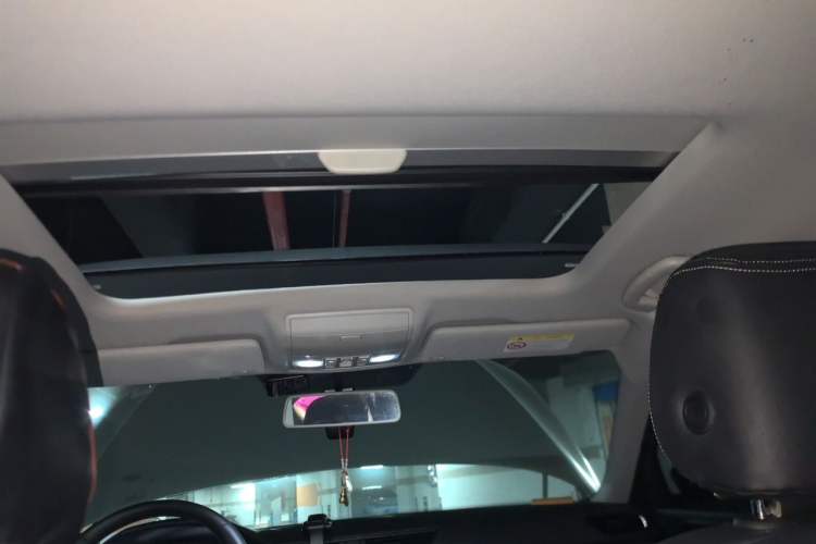 Used Skoda Superb  Headliner
