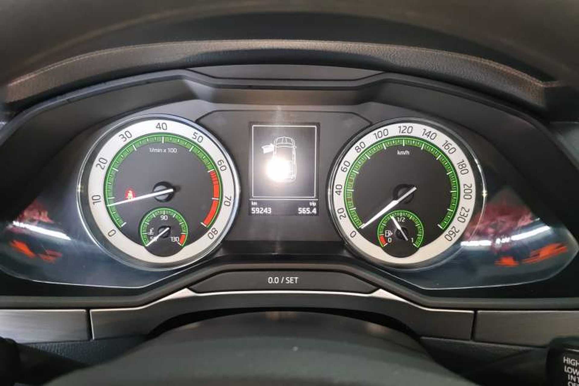 Used Skoda Superb 2018 TSI330 DSG Comfort Edition China V Standard Instrument Cluster