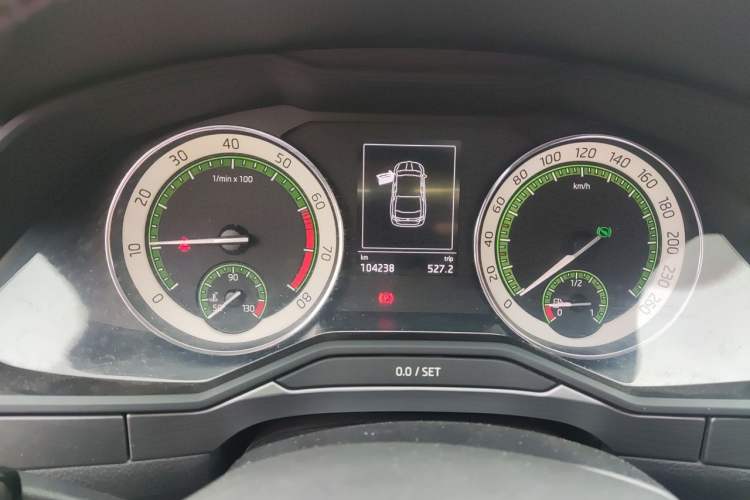 Used Skoda Superb 2018 TSI330 DSG Comfort Edition China V Standard Instrument Cluster