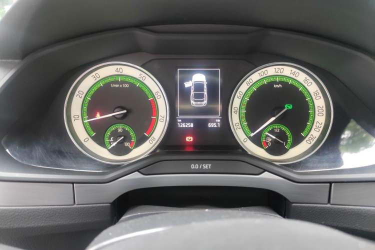 Used Skoda Superb 2018 TSI330 DSG Comfort Edition China V Standard Instrument Cluster