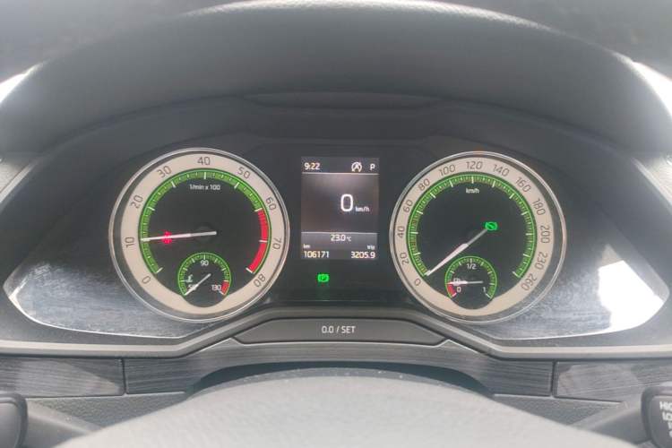 Used Skoda Superb 2018 TSI330 DSG Luxury Edition China V Standard Instrument Cluster