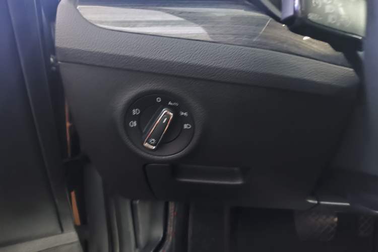 Used Skoda Superb 2018 TSI330 DSG Luxury Edition China V Standard Interior 8