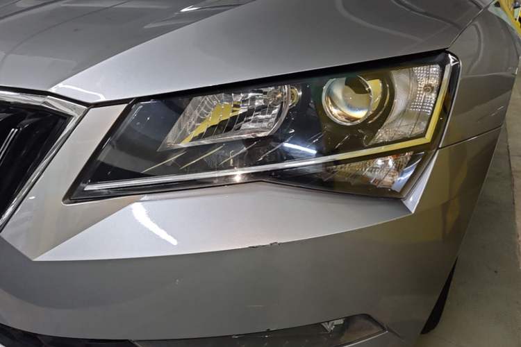 Used Skoda Superb 2018 TSI330 DSG Comfort Edition China V Standard Left Front Headlight
