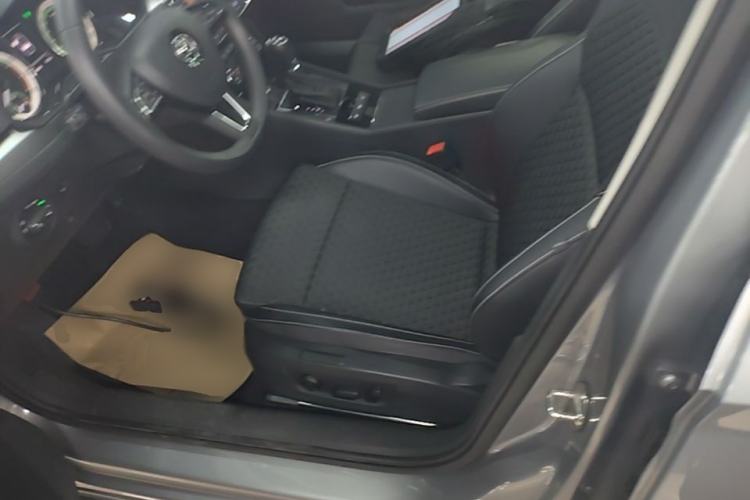 Used Skoda Superb 2018 TSI280 DSG Comfort Edition China V Standard Left Front Seat
