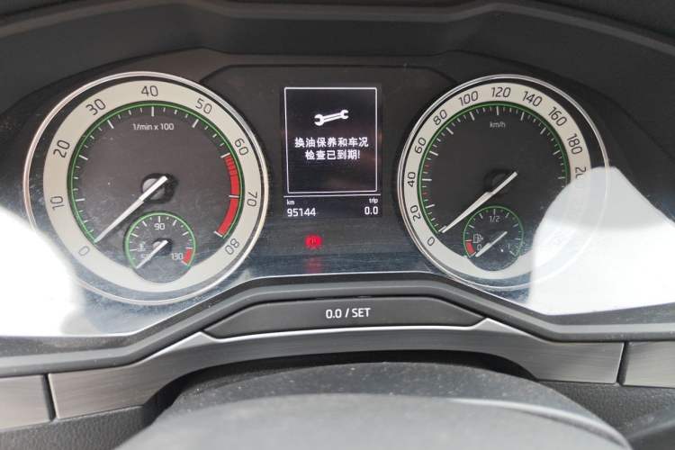 Used Skoda Superb 2018 TSI280 DSG Comfort Edition China V Standard Odometer Close Up