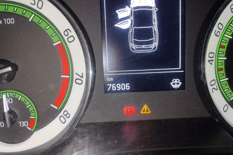 Used Skoda Superb  Odometer Close Up