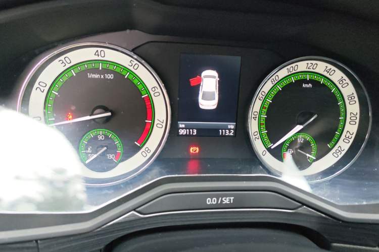 Used Skoda Superb 2018 TSI330 DSG Luxury Edition China V Standard Odometer Close Up