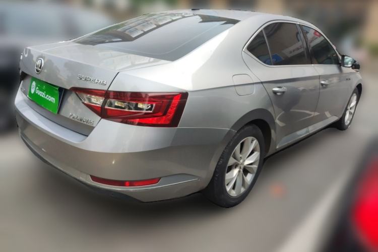 Used Skoda Superb 2018 TSI330 DSG Comfort Edition China V Standard Rear Right 45 Deg