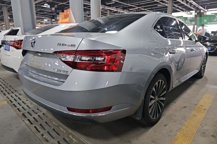 Used Skoda Superb 2018 TSI330 DSG Luxury Edition China V Standard Rear Right 45 Deg