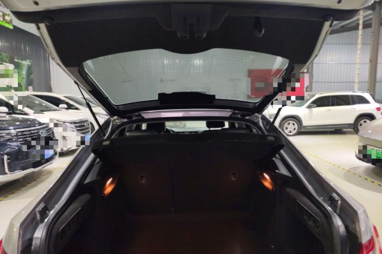 Used Skoda Superb 2018 TSI330 DSG Comfort Edition China VI Standard Trunk