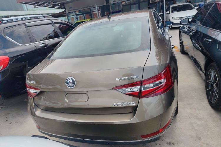 Used Skoda Superb 2018 TSI280 DSG Comfort Edition China V Standard Trunk