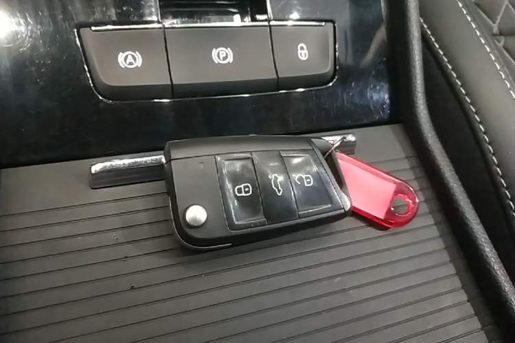Used Skoda Superb 2018 TSI280 DSG Comfort Edition China V Standard Vehicle Key