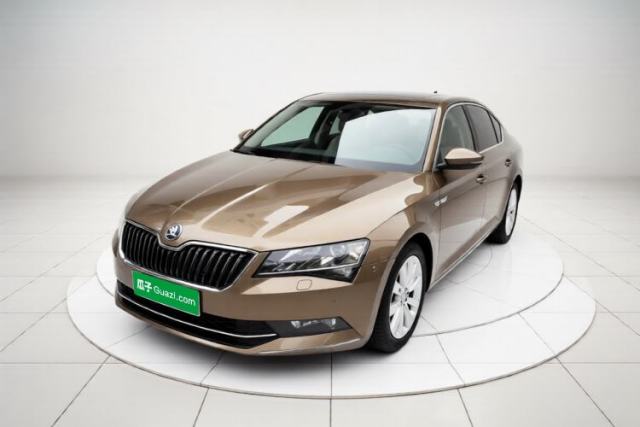 Skoda Superb 2018 TSI280 DSG Comfort Edition China V Standard usata