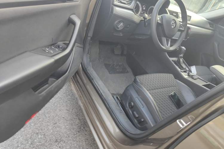 Used Skoda Superb 2018 TSI280 DSG Comfort Edition China V Standard Driver Seat