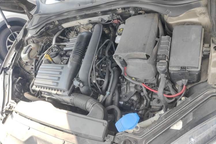 Used Skoda Superb 2018 TSI280 DSG Comfort Edition China V Standard Engine Bay