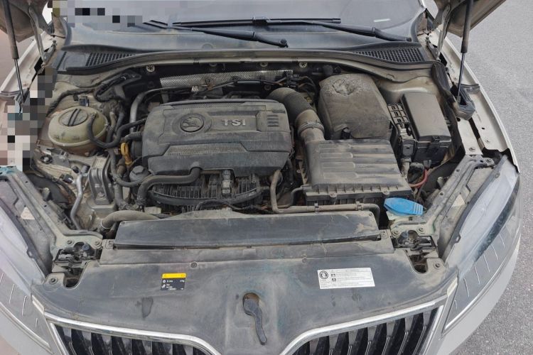 Used Skoda Superb 2018 TSI330 DSG Comfort Edition China V Standard Engine Bay