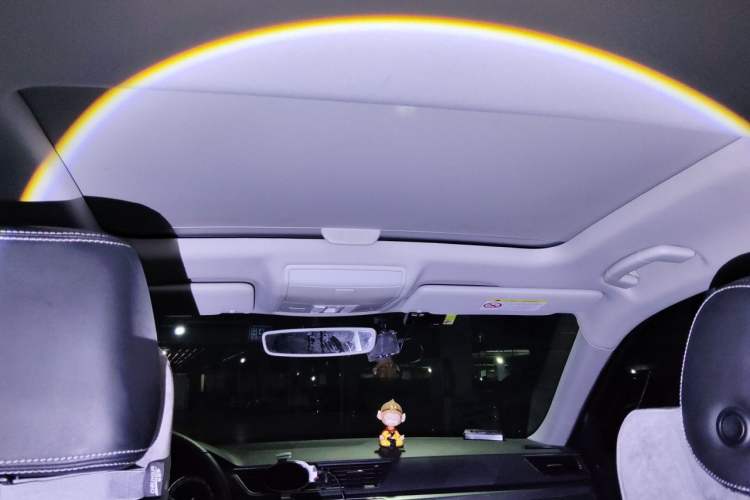 Used Skoda Superb 2018 TSI330 DSG Comfort Edition China V Standard Headliner
