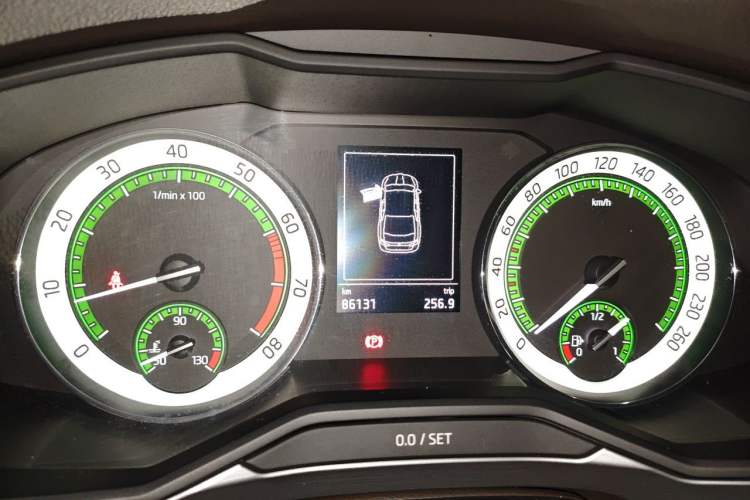 Used Skoda Superb 2018 TSI330 DSG Comfort Edition China V Standard Instrument Cluster