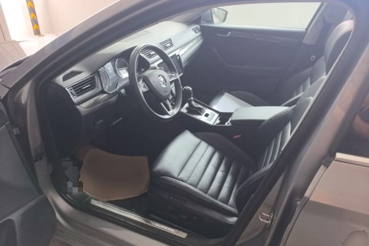 Used Skoda Superb 2018 TSI330 DSG Luxury Edition China V Standard Left Front Seat