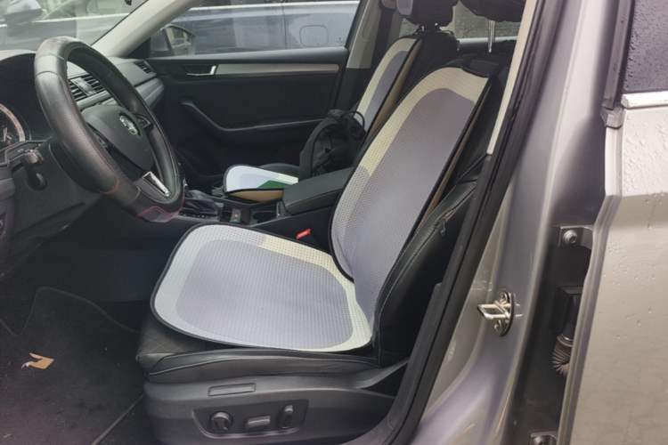 Used Skoda Superb 2018 TSI330 DSG Comfort Edition China V Standard Left Front Seat