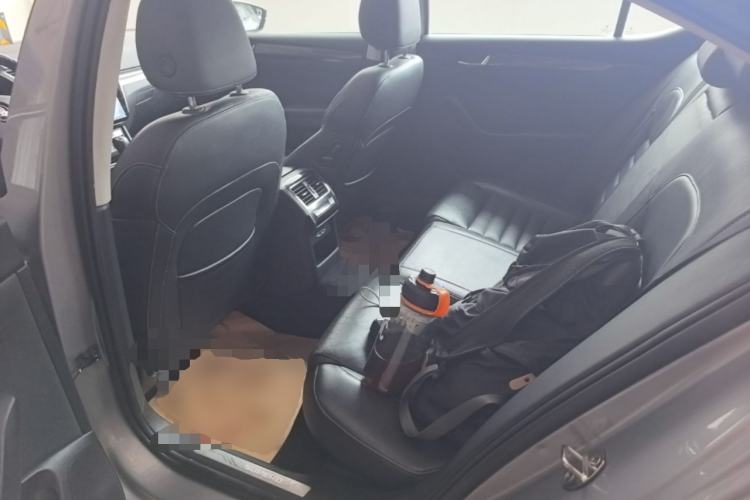 Used Skoda Superb 2018 TSI330 DSG Luxury Edition China V Standard Left Rear Seat