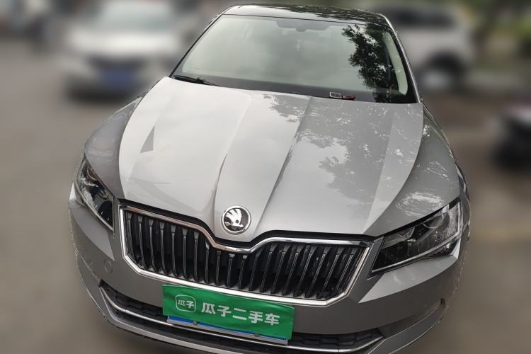 Used Skoda Superb 2018 TSI330 DSG Comfort Edition China VI Standard Guazi used car, China used car export, Used car for sale, Used cars, Cheapest cars for sale