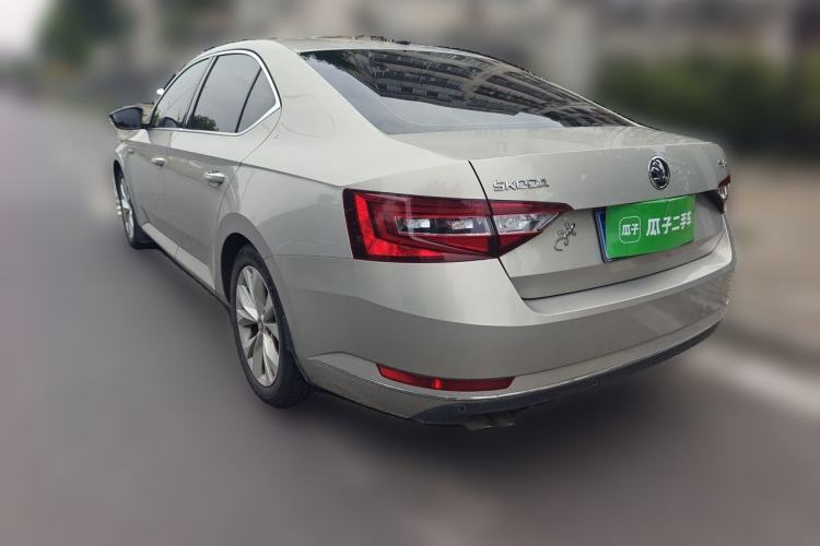 Used Skoda Superb 2018 TSI330 DSG Comfort Edition China V Standard Rear Left 45 Deg